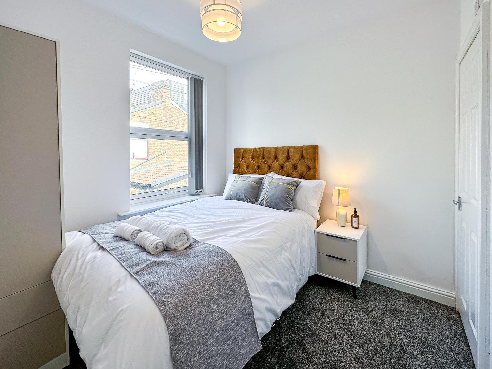 Ashfield Co-Living - Private Room Self-Cater Manchester Exterior photo